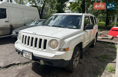 Внедорожник / Кроссовер Jeep Patriot 2014 в Киеве