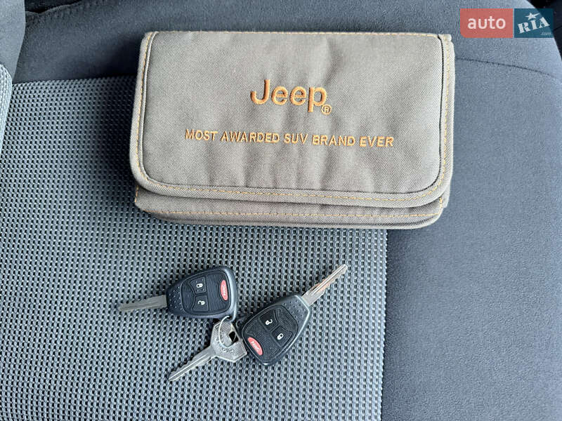 Позашляховик / Кросовер Jeep Patriot 2016 в Делятині