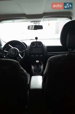 Внедорожник / Кроссовер Jeep Patriot 2012 в 