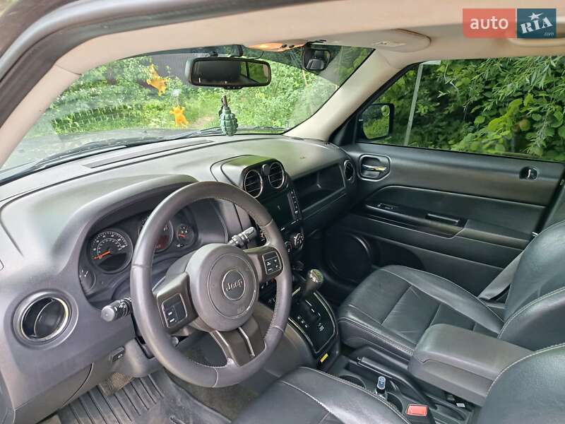Внедорожник / Кроссовер Jeep Patriot 2015 в Полтаве