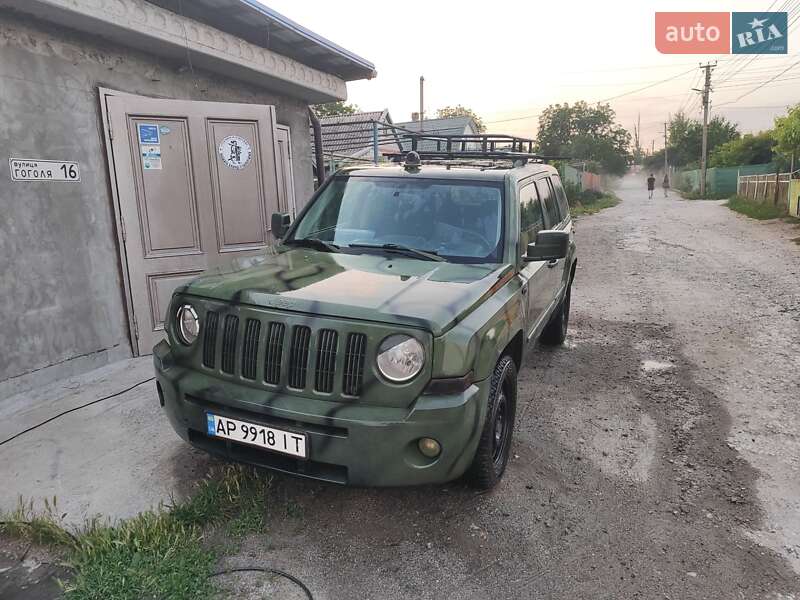 Позашляховик / Кросовер Jeep Patriot 2008 в 