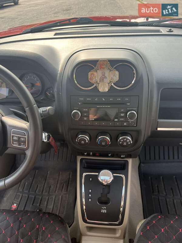 Позашляховик / Кросовер Jeep Patriot 2016 в Заводське