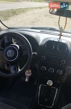 Внедорожник / Кроссовер Jeep Patriot 2014 в 
