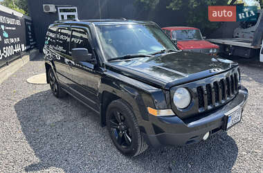 Внедорожник / Кроссовер Jeep Patriot 2013 в 