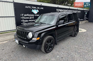 Внедорожник / Кроссовер Jeep Patriot 2013 в 