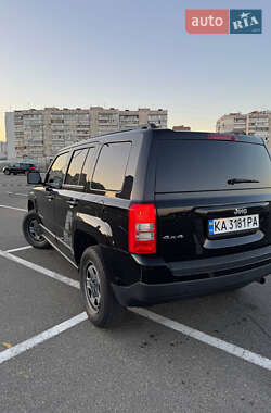 Внедорожник / Кроссовер Jeep Patriot 2015 в 