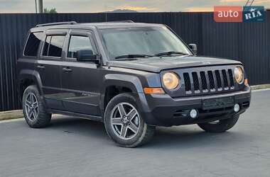 Внедорожник / Кроссовер Jeep Patriot 2015 в 