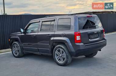Внедорожник / Кроссовер Jeep Patriot 2015 в 