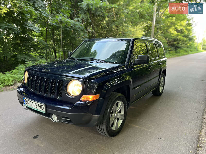 Внедорожник / Кроссовер Jeep Patriot 2016 в Житомире