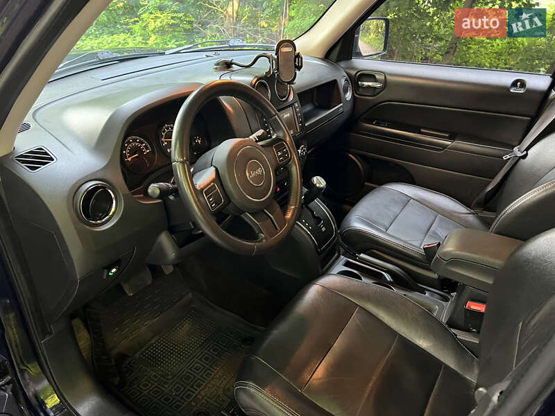 Внедорожник / Кроссовер Jeep Patriot 2016 в Житомире