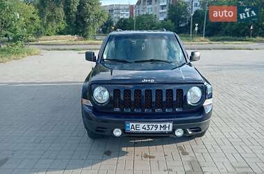 Позашляховик / Кросовер Jeep Patriot 2013 в Каневі