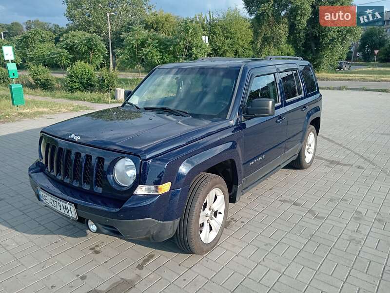 Позашляховик / Кросовер Jeep Patriot 2013 в Каневі