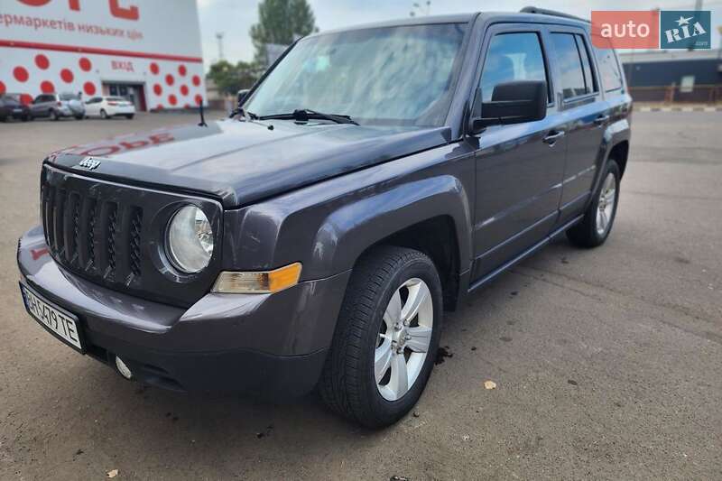Внедорожник / Кроссовер Jeep Patriot 2015 в Киеве