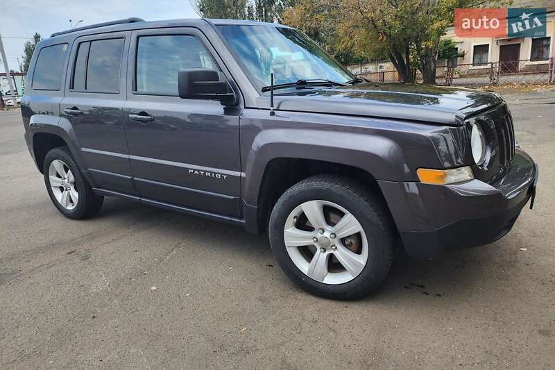 Внедорожник / Кроссовер Jeep Patriot 2015 в Киеве