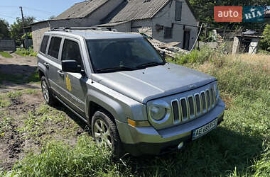Внедорожник / Кроссовер Jeep Patriot 2014 в Днепре