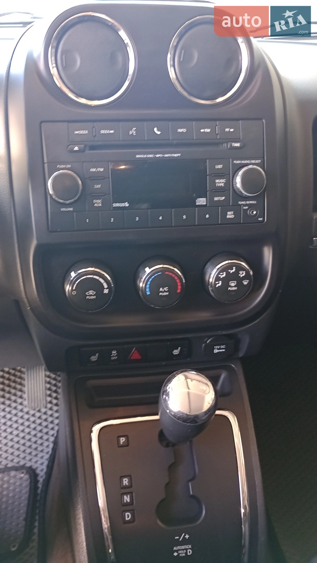 2014 Jeep Liberty (Patriot) - мініатюра 13