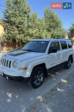 Внедорожник / Кроссовер Jeep Patriot 2016 в Львове