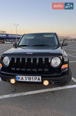 Позашляховик / Кросовер Jeep Patriot 2015 в Києві
