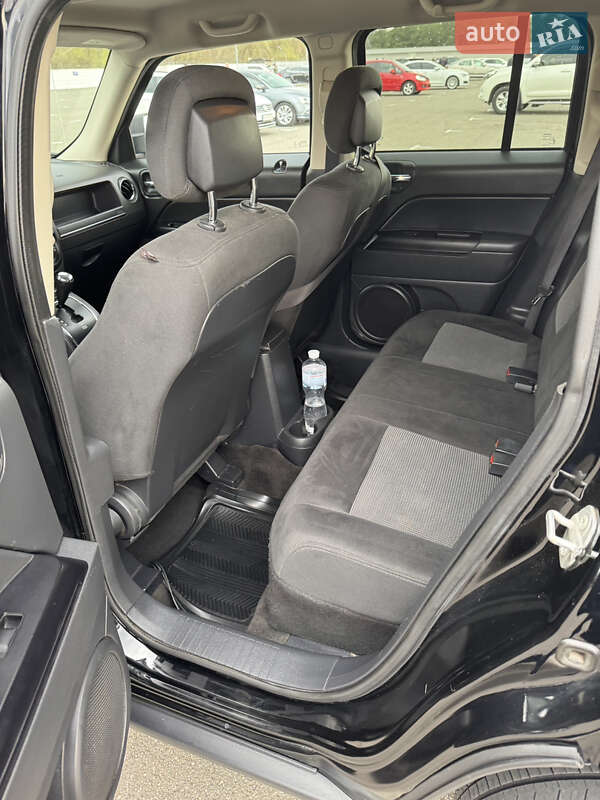 Позашляховик / Кросовер Jeep Patriot 2015 в Києві