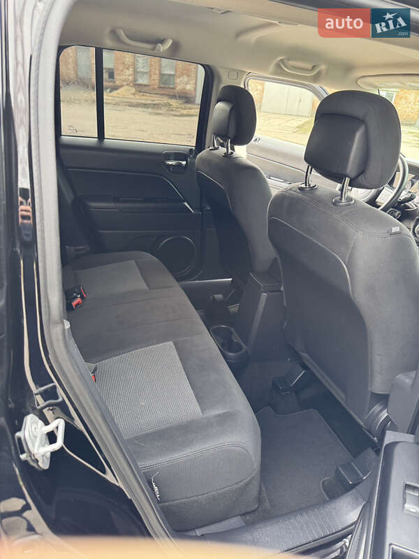 Позашляховик / Кросовер Jeep Patriot 2015 в Києві