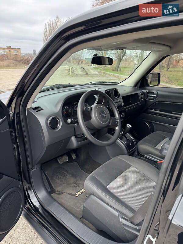 Позашляховик / Кросовер Jeep Patriot 2015 в Києві