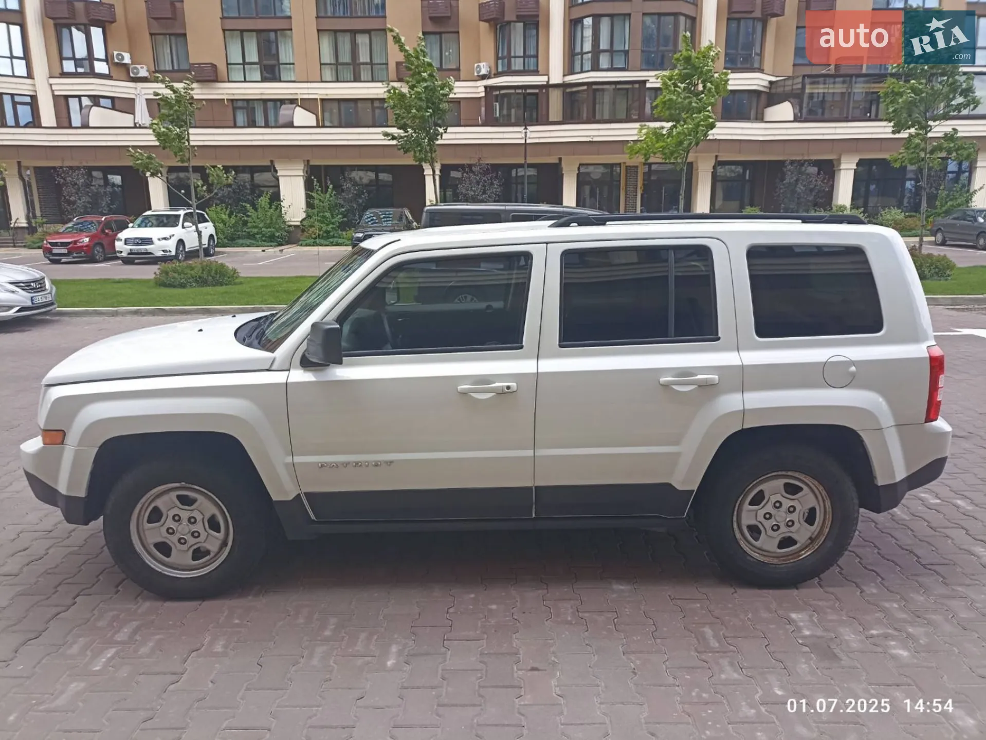 2016 Jeep Liberty (Patriot) - мініатюра 7