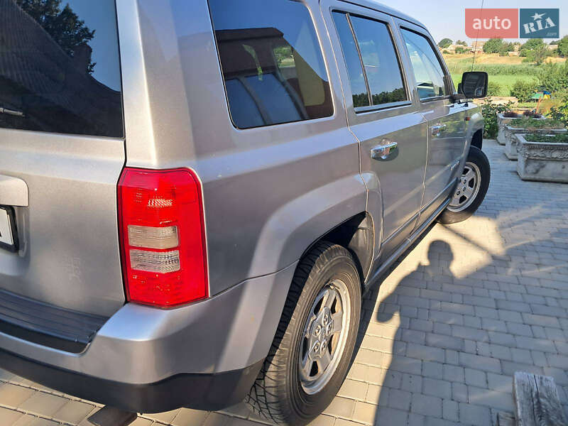 Позашляховик / Кросовер Jeep Patriot 2016 в Одесі