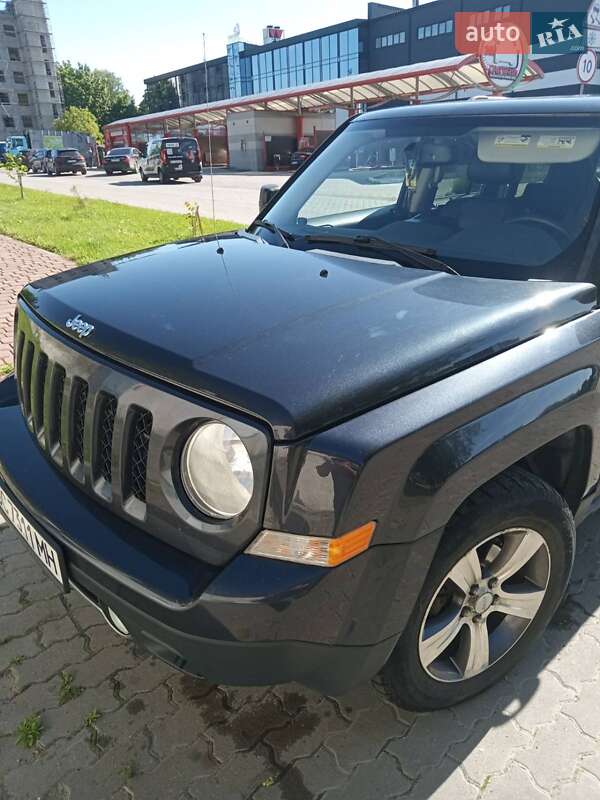 Позашляховик / Кросовер Jeep Patriot 2015 в Львові