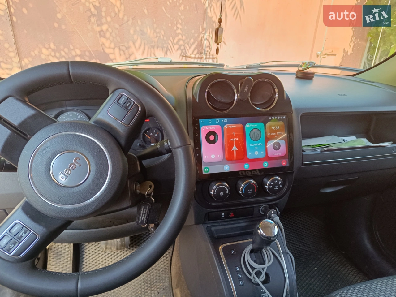 2016 Jeep Liberty (Patriot) - мініатюра 7