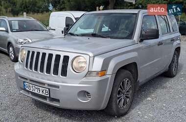 Позашляховик / Кросовер Jeep Patriot 2008 в Рівному