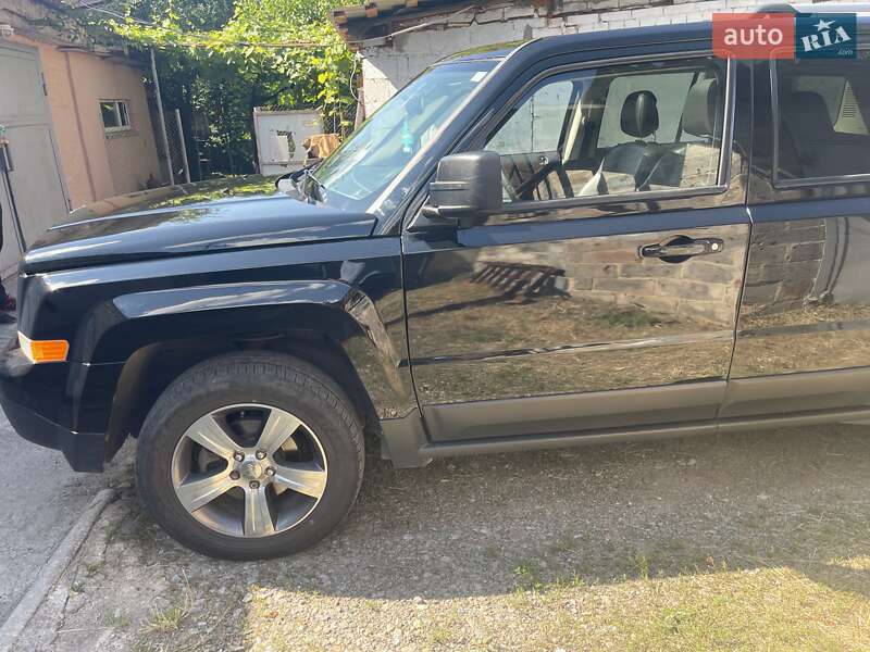 Позашляховик / Кросовер Jeep Patriot 2016 в Боярці