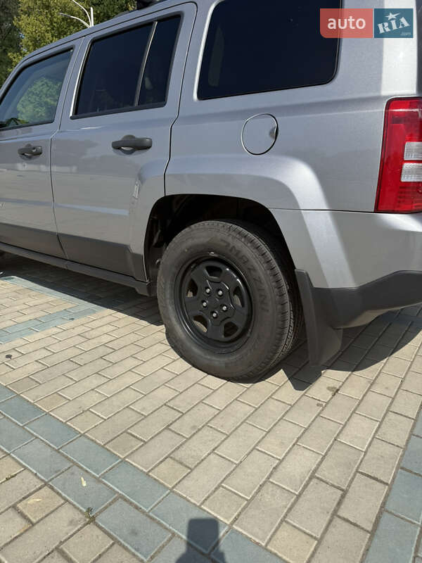 Внедорожник / Кроссовер Jeep Patriot 2015 в Болграде