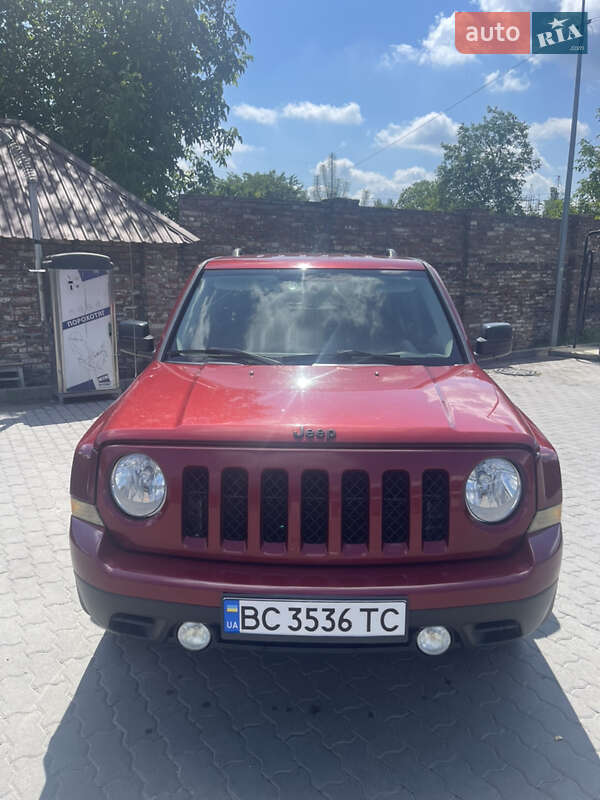 Позашляховик / Кросовер Jeep Patriot 2014 в Львові