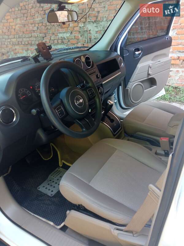 Внедорожник / Кроссовер Jeep Patriot 2013 в Казатине