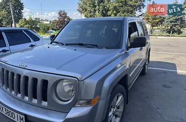 Позашляховик / Кросовер Jeep Patriot 2015 в Харкові