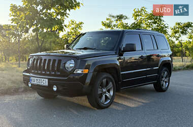 Позашляховик / Кросовер Jeep Patriot 2015 в Києві