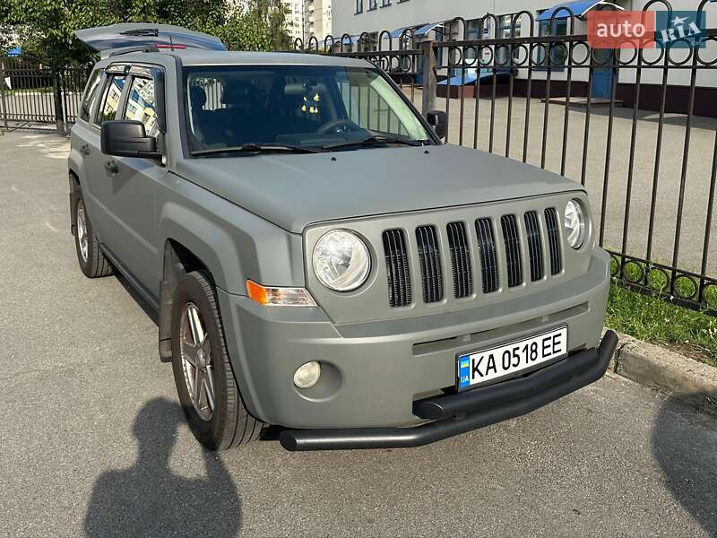 Позашляховик / Кросовер Jeep Patriot 2007 в Києві
