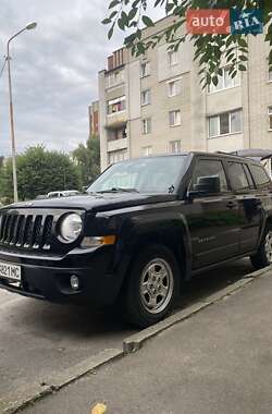 Внедорожник / Кроссовер Jeep Patriot 2015 в Львове