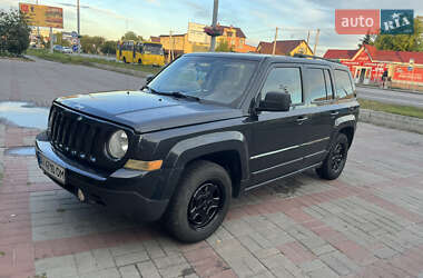 Внедорожник / Кроссовер Jeep Patriot 2014 в Броварах