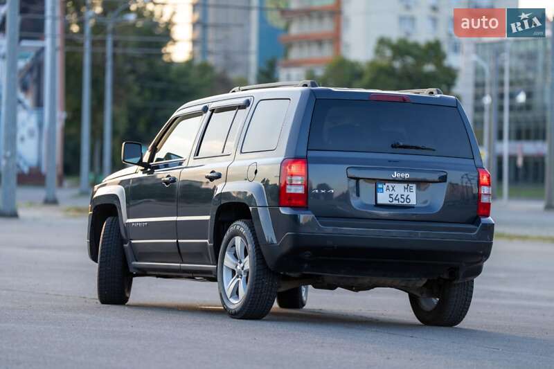 Внедорожник / Кроссовер Jeep Patriot 2015 в Харькове