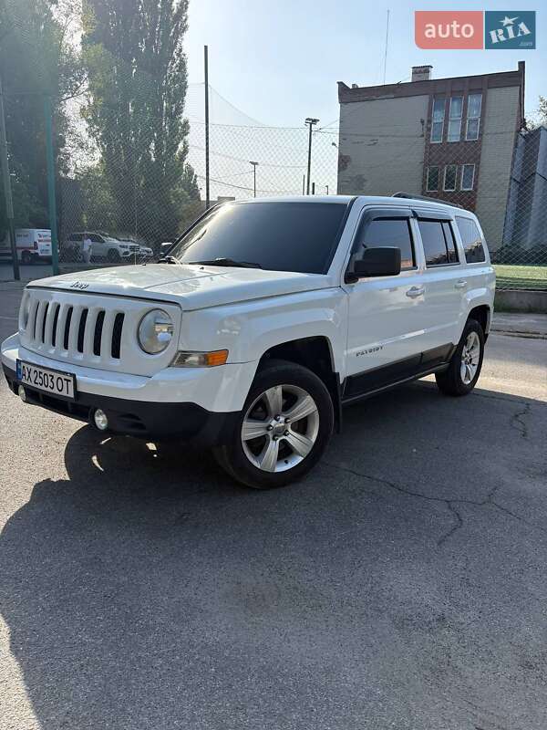 Внедорожник / Кроссовер Jeep Patriot 2015 в Киеве фото 3 Внедорожник / Кроссовер Jeep Patriot 2015 в Киеве