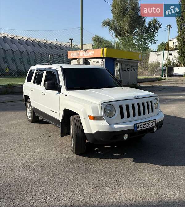 Внедорожник / Кроссовер Jeep Patriot 2015 в Киеве фото 5 Внедорожник / Кроссовер Jeep Patriot 2015 в Киеве