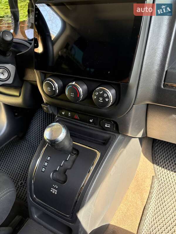 Внедорожник / Кроссовер Jeep Patriot 2015 в Киеве фото 10 Внедорожник / Кроссовер Jeep Patriot 2015 в Киеве