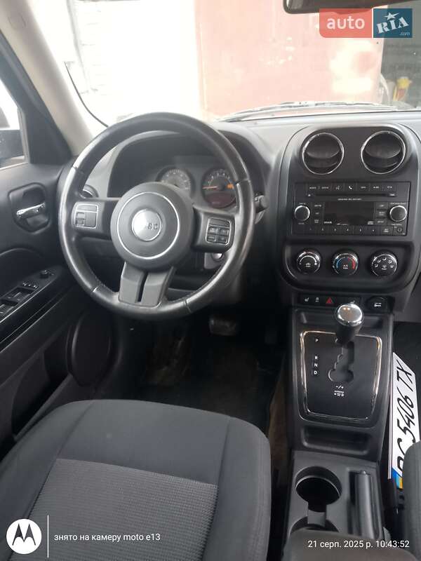 Позашляховик / Кросовер Jeep Patriot 2013 в Жовкві