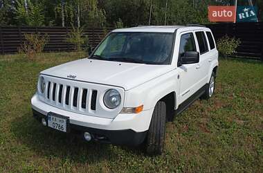 Внедорожник / Кроссовер Jeep Patriot 2014 в Бородянке