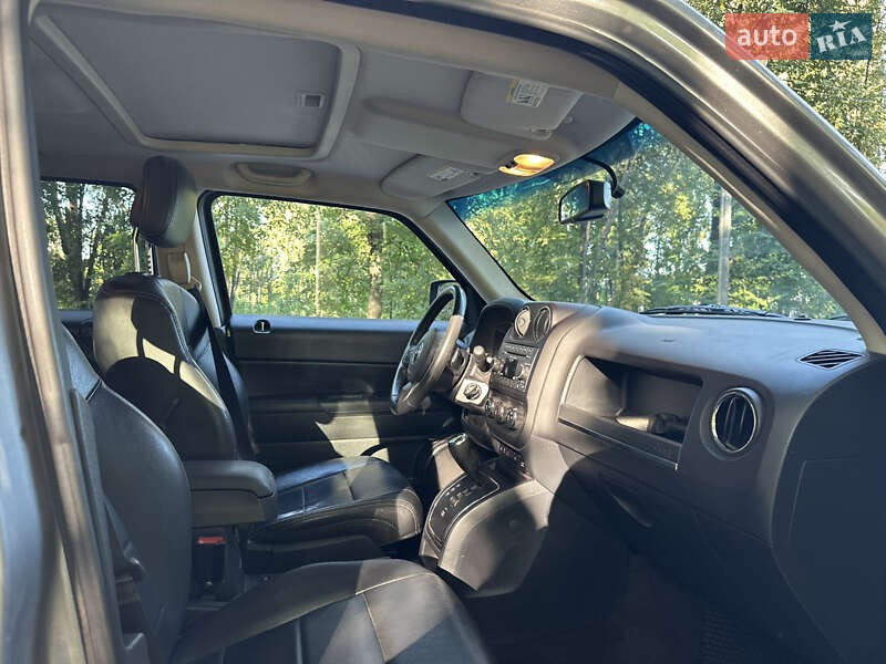 Позашляховик / Кросовер Jeep Patriot 2015 в Валках