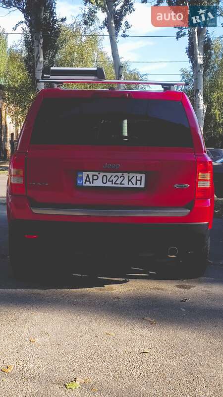 Внедорожник / Кроссовер Jeep Patriot 2016 в Запорожье