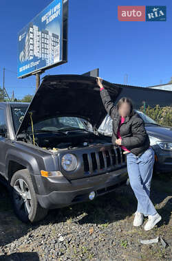 Внедорожник / Кроссовер Jeep Patriot 2016 в Луцке