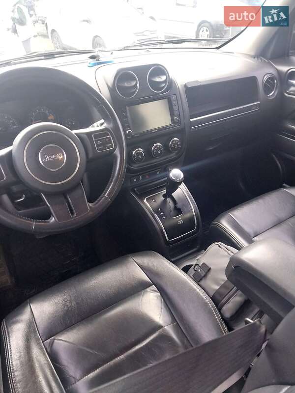 Внедорожник / Кроссовер Jeep Patriot 2016 в Ивано-Франковске фото 17 Внедорожник / Кроссовер Jeep Patriot 2016 в Ивано-Франковске