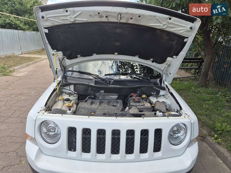 Позашляховик / Кросовер Jeep Patriot 2015 в Черкасах